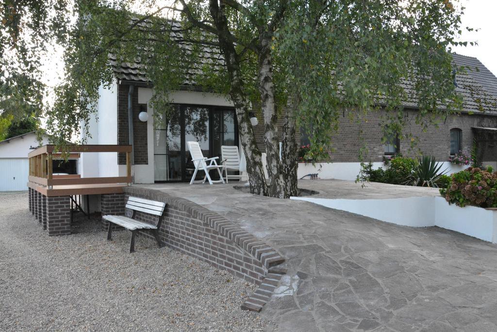 Ferienwohnung Wir Beide Elten Exterior foto
